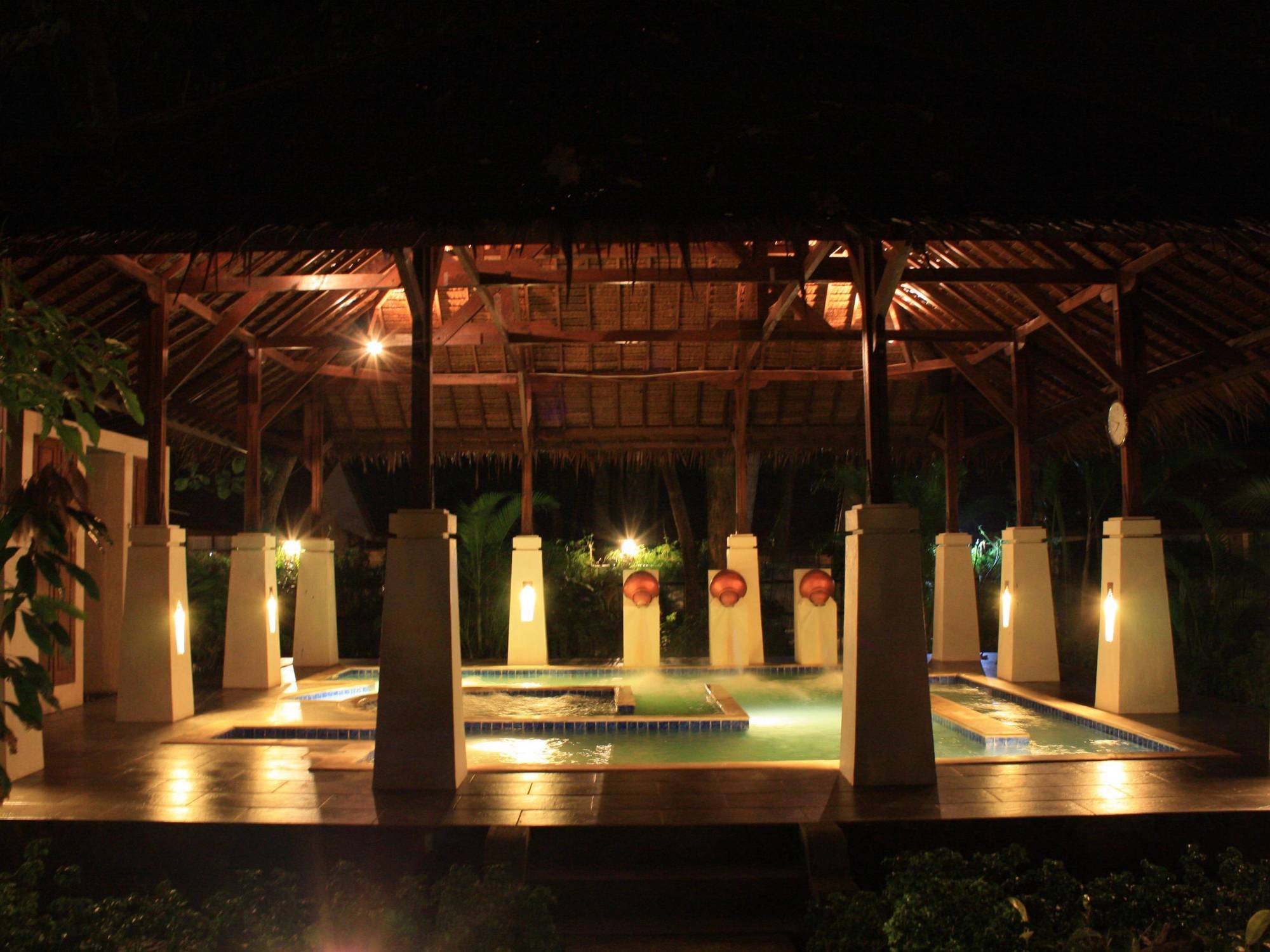 Sanghyang Indah Spa Resort Аньер Экстерьер фото