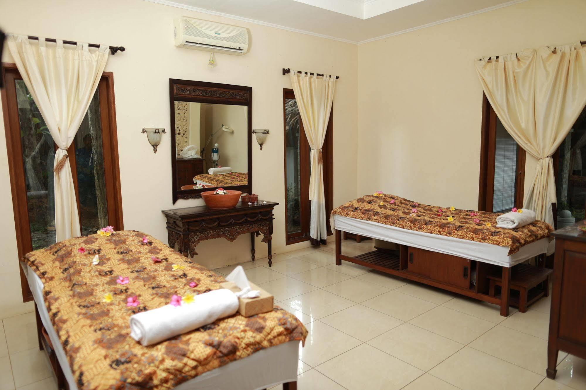 Sanghyang Indah Spa Resort Аньер Экстерьер фото